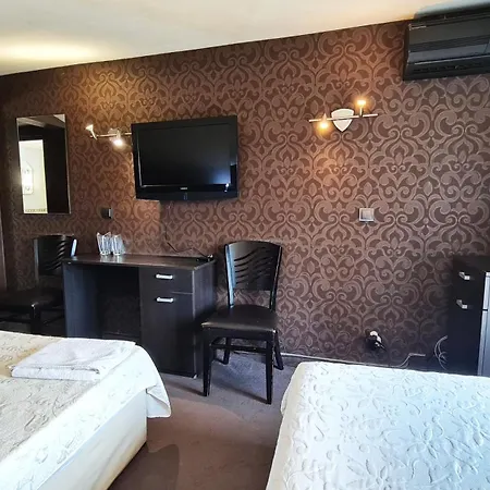 димоли Hotel